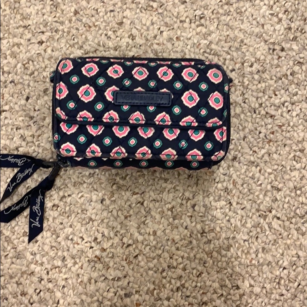 vera bradley wristlet